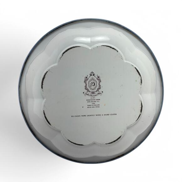 Vintage 1971 Daher Decorated Ware Blue & White Floral Fruit Tin Plate England - Picture 2 of 6